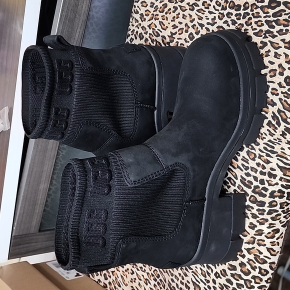 UGG BROOKLYN CHELSEA BLACK WATERPROOF PLATFORM BOOTS US 11 - Picture 3 of 5